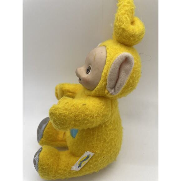 Vintage Playskool Teletubbies La Las Doll Beanie 1998 Rubber Face Yellow 6 Inch - Picture 3 of 6